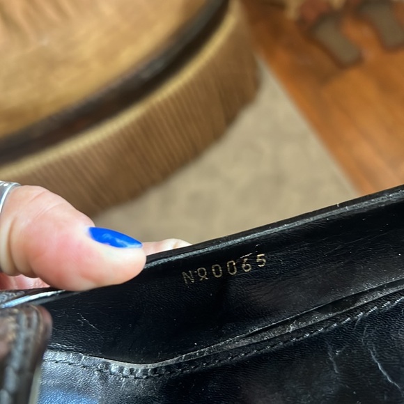 Louis Vuitton shoes - Picture 7 of 16